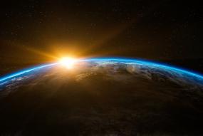 Earth observation. Qimono - Pixabay