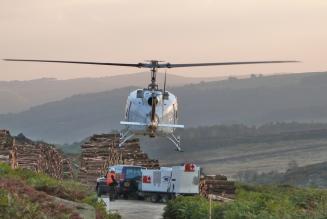 Timber extraction by helicopter