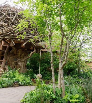 Reclaimed timber at RHS Chelsea Flower Show (c) Ashwells 
