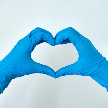 Latex gloves (c) Anton via Unsplash